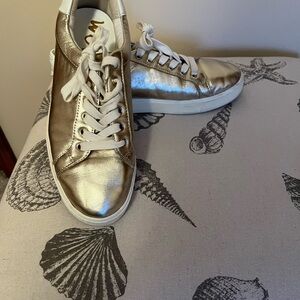 Sam Edelman Gold leather Ethyl Tennis shoes size 9.5 GREAT CONDITION